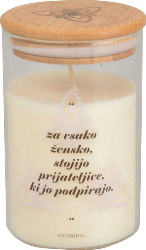 Sveča dišeča v steklenem kozarcu z bambusovim pokrovom, vanilija,  "Za vsako žensko stojijo..." , 345g, 12.5cm