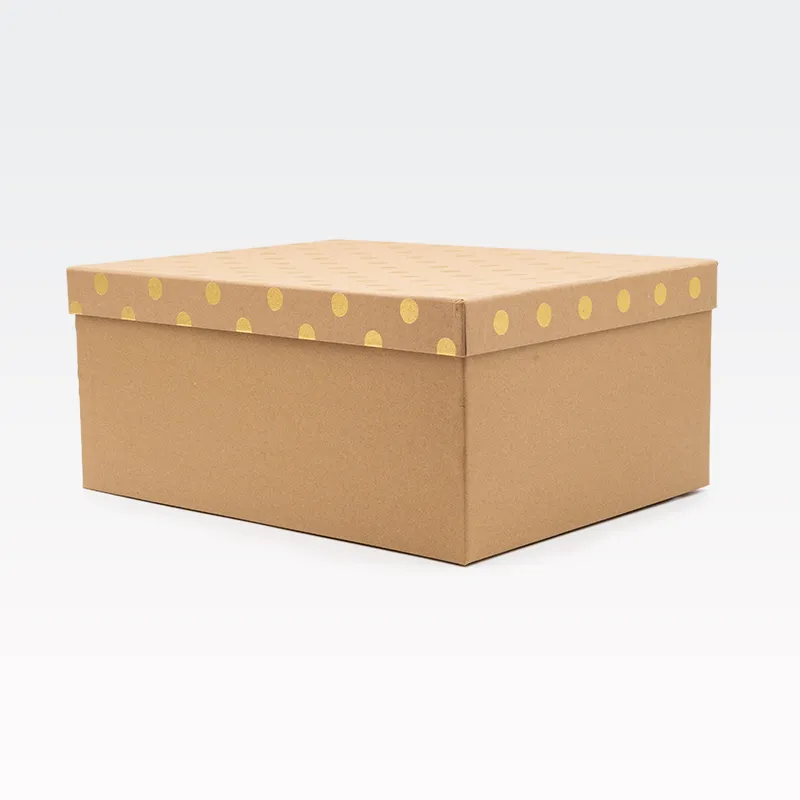 Darilna škatla kartonska, natur, z zlatimi pikami na pokrovu, 35x27x15.5cm