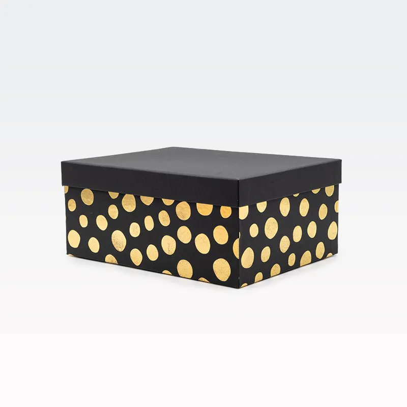 Darilna škatla kartonska, črna, z zlatimi pikami, 29x22x12.5cm
