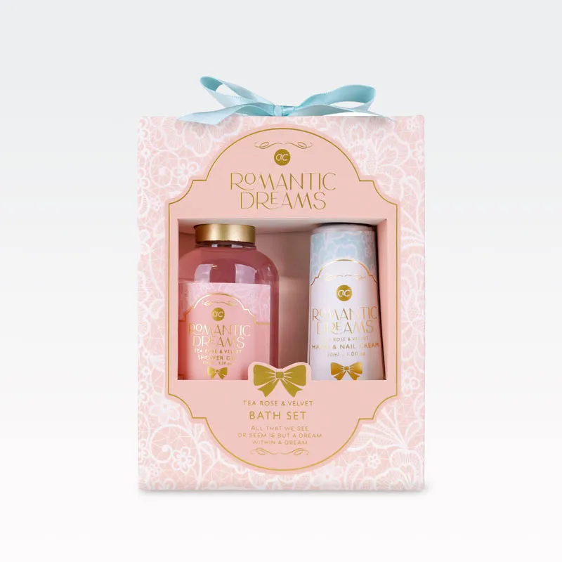 Kopalni set ROMANTIC DREAMS (100ml gel za tuširanje, 30ml krema za roke in nohte), z vonjem Tea Rose &Velvet, v darilni škatli