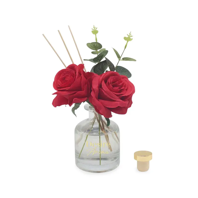 Osvežilec zraka s palčkami, ter dekorativnim cvetjem, Velvet Rose & Oud, 200ml, v darilni embalaži