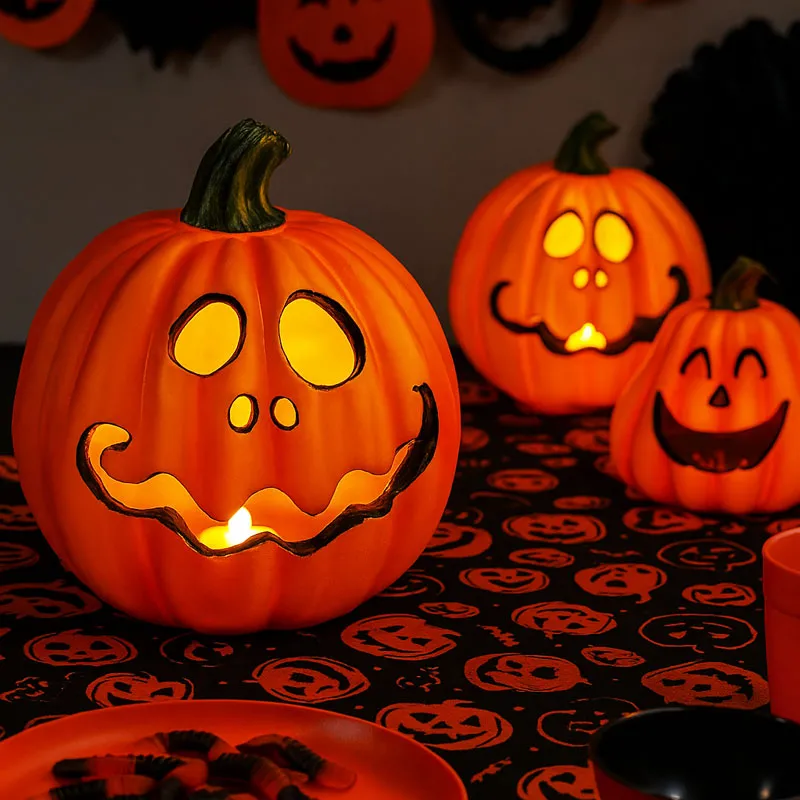 Buča za Halloween, z LED lučko, polimasa, 14x15cm, sort.