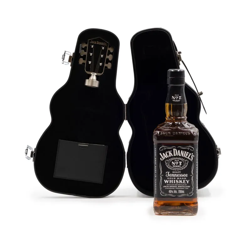 Whisky Jack Daniels v kovčku za kitaro, 0.7l, 40%