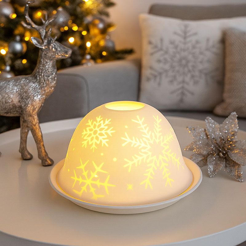 Svečnik za čajno lučko, bel/srebrn z božičnim motivom, keramika, 9.5x11.5cm, sort.