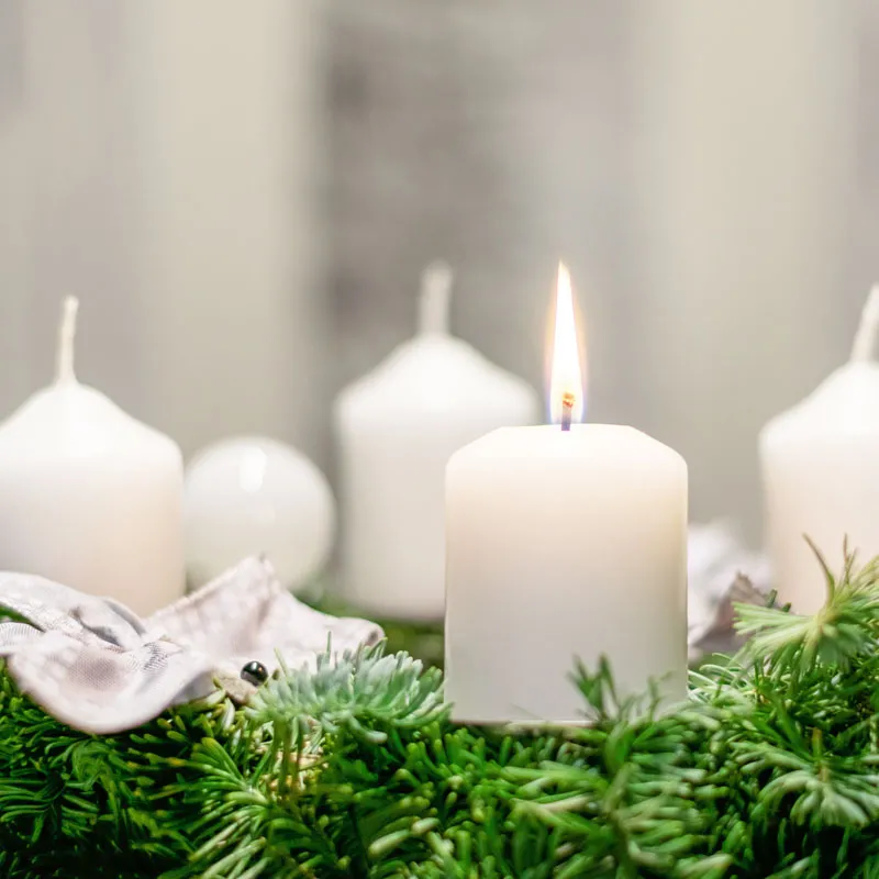 Sveče adventne, bele, 4/1, 4x5cm