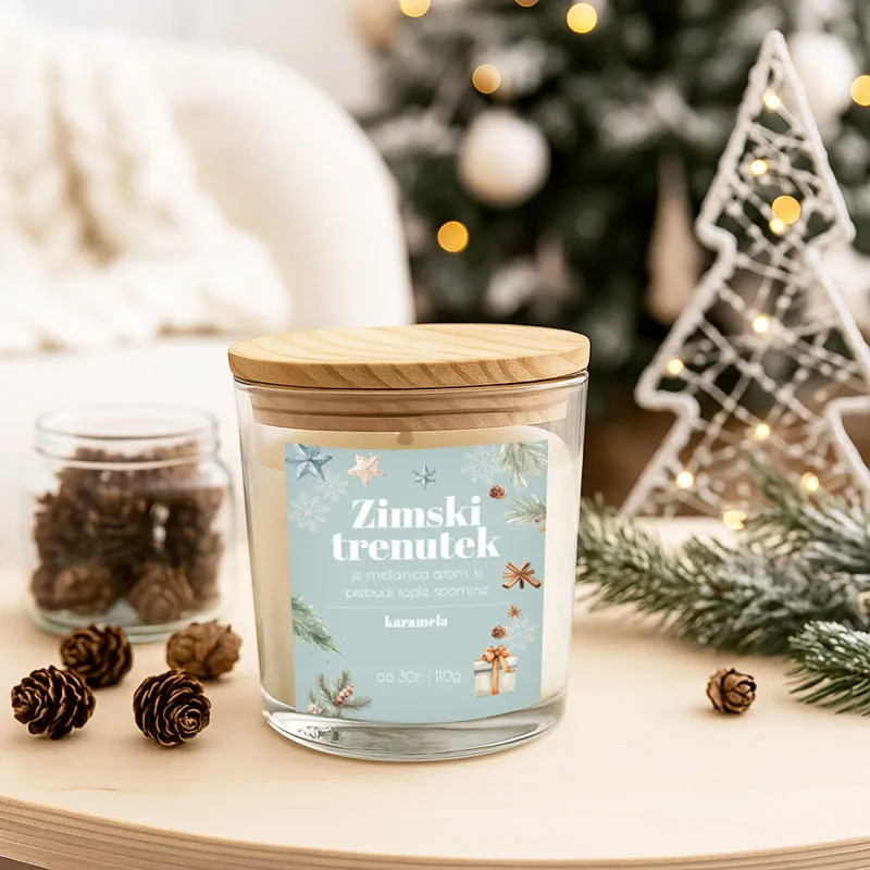 Sveča dišeča v steklenem kozarcu z bambusovim pokrovom, Zimski trenutek, vonj: karamela, 8cm