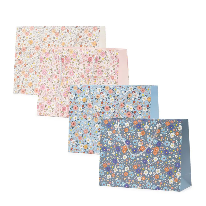 Vrečka darilna, 23x18x10cm, drobne cvetlice, sort.