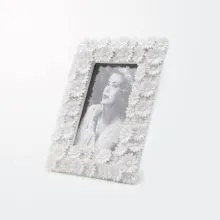 Okvir za sliko, bel - marjetice, umetna masa, 22x18cm