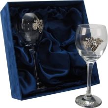Kozarca za vino, z dekoracijo v modri darilni škatli, 24x21x8.5 cm