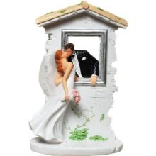 Poročni par pri oknu, 12x20 cm, polymasa