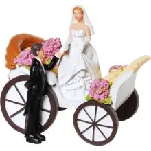Kočija, poročni par, polymasa, 14x14cm