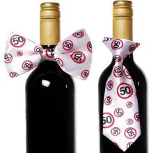 Dekoracija za steklenico metuljček/kravata s prometnimi znaki, "50"