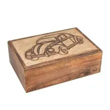 Škatla lesena, srednja z izrezljanim avtom, 13x21x6cm