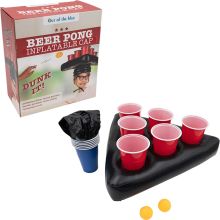 Družabna pivska igra, "Beer pong", v obliki napihljive kape