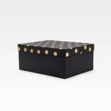 Darilna škatla kartonska, črna, z zlatimi pikami na pokrovu, 29x22x12.5cm