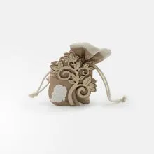 Vrečka z leseno dekoracijo - drevo, za obhajilo, 8x7cm