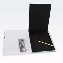 Pobarvanka z barvicami, A4, 30strani, 8 barvic, 33x23x15cm