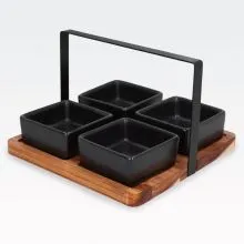Set 4 črnih skledic na podstavku, kamenina/les
