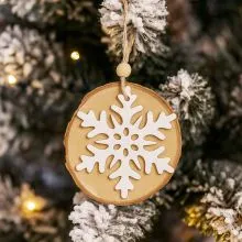 Obesek božični, lesen krog, snežinka, bela, MDF, 8-9cm