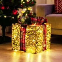 Dekoracija božična z led lučkami, v obliki darila, ratan s karirarsto pentljo, za notranjo uporabo, 30 LED, 8 funkcij, 25cm