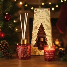 Aroma set božični, svečka, 60g in osvežilec zraka s palčkami, 80ml, sort.