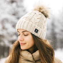 Kapa zimska, ženska, s cofom, 100% poliakril, sort.