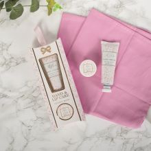 Darilni set Velvet Rose, Hand &Lip care, 2/1, (krema za roke 40ml, balzam za ustnice 10g)