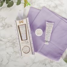 Darilni set Pomegranate Noir, Hand &Lip care, 2/1, (krema za roke 40ml, balzam za ustnice 10g)