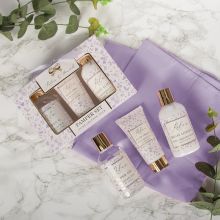 Darilni set Pomegranate Noir, Pamper set, 3/1, (gel za tuširanje 150ml, krema za roke 60ml, losjon za telo 150ml)