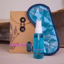 Darilni set RELAXING SPA, (60ml sprej za vzglavnik, maska za spanje), z vonjem Lavender & Chamomile, v darilni škatli