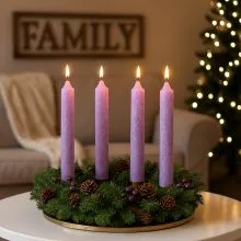 Sveča koničasta, vijolična, vonj sivka, 20cm