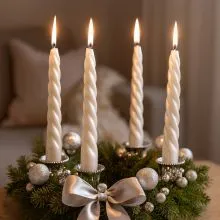 Sveča koničasta, spiralna, metalik, perla, 23cm