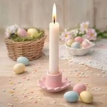 Svečnik na podstavku v obliki rože, porcelain, 6cm, sort.