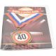 Medalja v darilni kuverti "Šele! 40", kovinska. 5.5cm