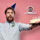 Hranilnik "Happy Birthday" prometni znak 30, keramika, 13cm