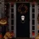Dekoracija za halloween, smrtna glava, tolkalo za vrata, z rdečimi LED očmi, ter zvokom, PVC, 29cm