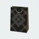 Vrečka darilna, črna z vzorcem, 23x32x11cm, sort.